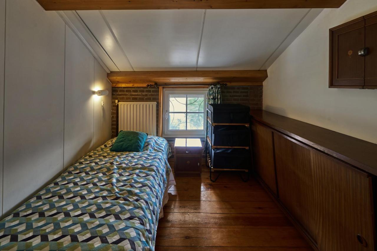 Apartment Meschermolen 4 *